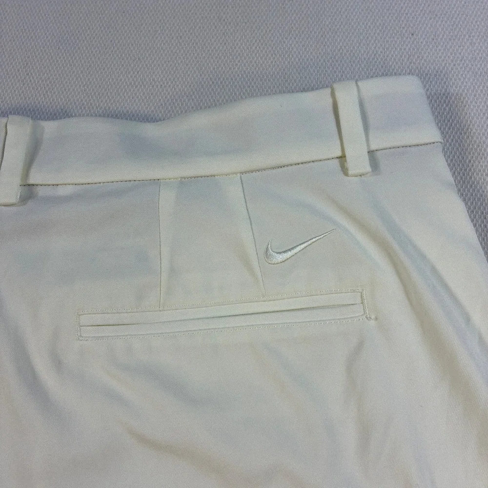 Nike‎ Dri-FIT Shorts Men's 40 White Golf Standard Fit Flat Front Athletic Casual